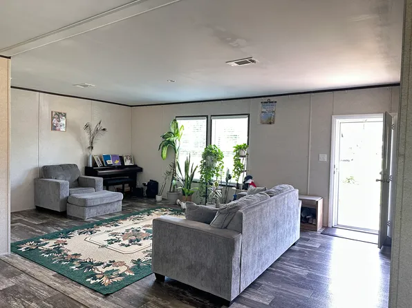 121 Falcon Fire Pl, Bunnell, FL 32110