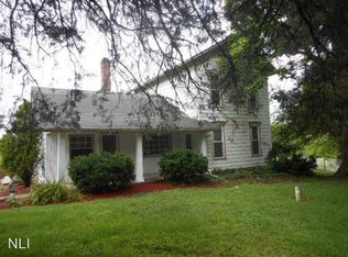 7631 Hollopeter Rd, Leo, IN 46765