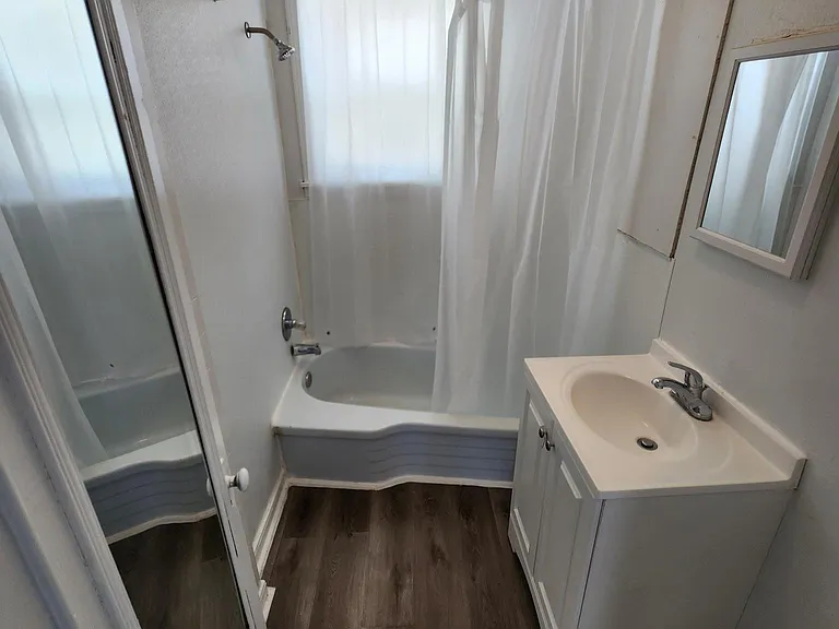615 N 8th St #5 — Photo 9