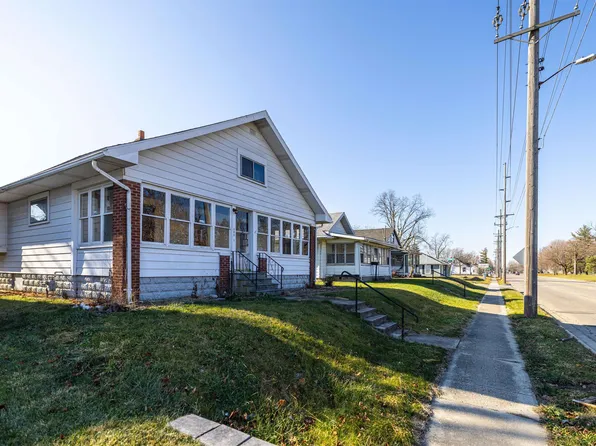 805 E Memorial Dr, Muncie, IN 47302