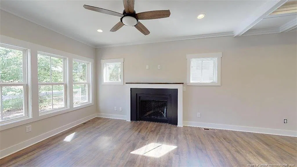 3 bed, 2.5 bath, 1536 sqft, $2,500 — Photo 4