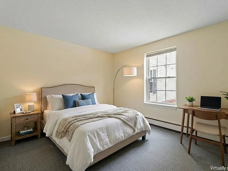 1703 White Cedar Blvd — Photo 14