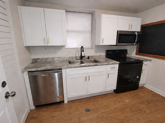 3rd image of 3836 N Central Park Ave #G