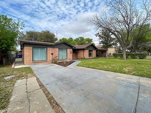 2nd image of 530 Idylwood Ln