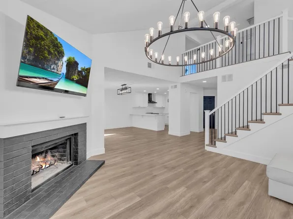 243 River Run Cir, Sacramento, CA 95833