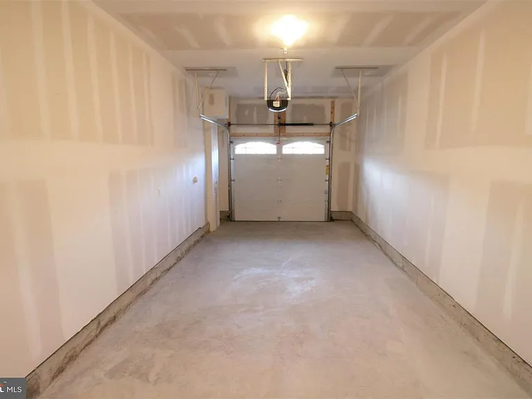 23255 Milltown Knoll Sq #102 — Photo 16