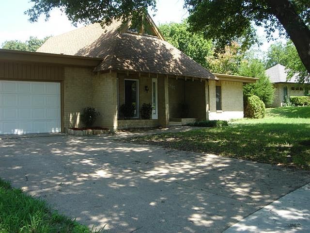 1st image of 2882 Elsinor Dr