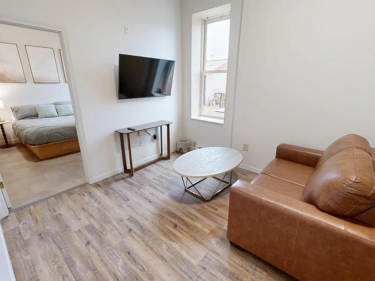 542 Benson Ave SW #110 — Photo 12