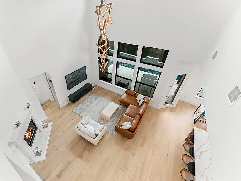 1053 Bat Hawk Ct — Photo 37
