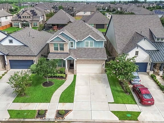 3rd image of 8723 Red Heron Ln