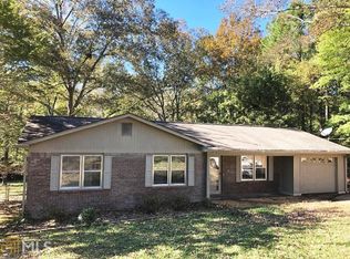 102 Squire Dr #9, Calhoun, GA 30701