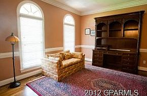 4th image of 604 White Horse Dr