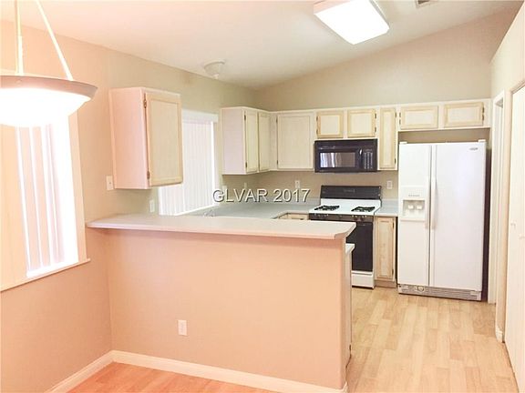 3rd image of 9341 Red Rose Ave #0