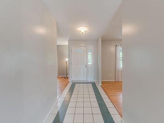 3rd image of 12067 Spruce Haven Dr