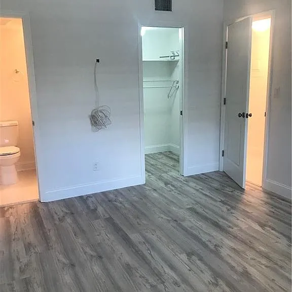 523 Broad Ave S #523 — Photo 10