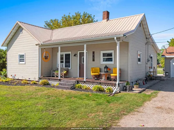 463 Green Bay Ave, Oconto Falls, WI 54154