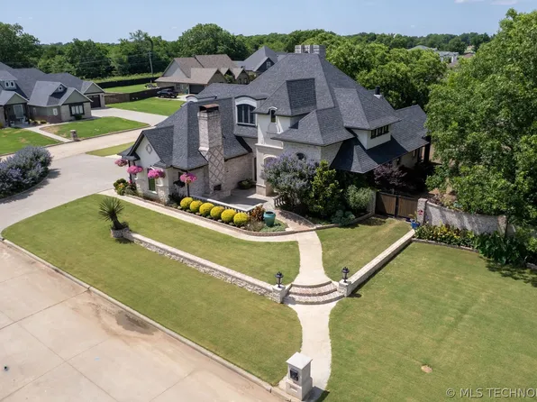 1602 Felice Ln, Durant, OK 74701