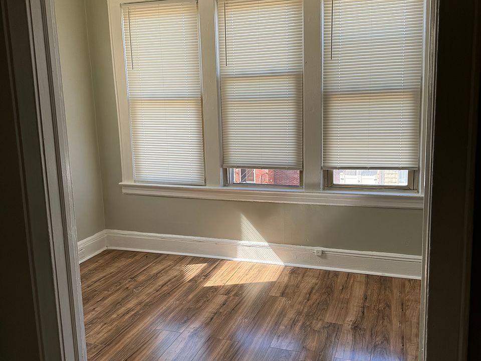 1st image of 22 Mount Pleasant Ave #2