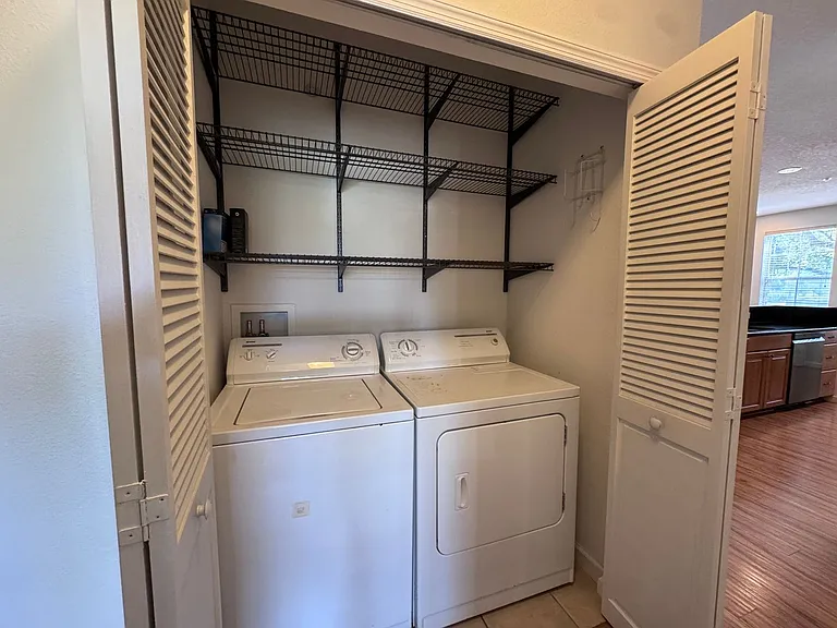 4249 Corrine Dr #104 — Photo 41