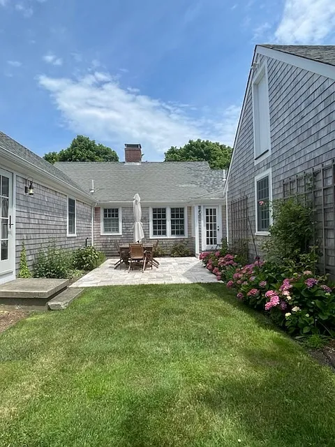 2 bed, 1732 sqft, $5,000 — Photo 3
