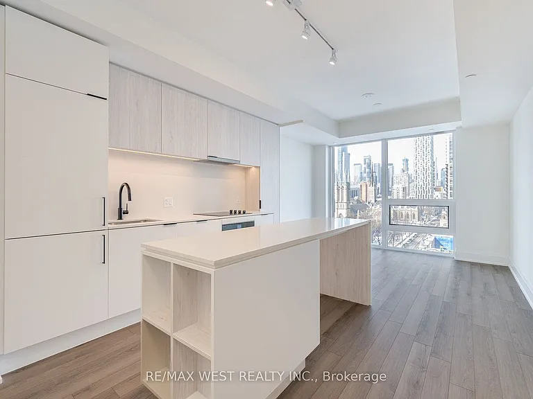 89 Church St #2604 — Photo 17