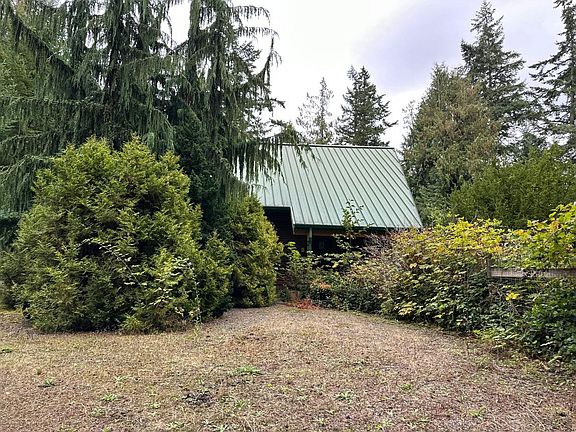 2nd image of 7735 Cultus Bay Rd