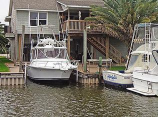 139 Four Master Rd, Freeport, TX 77541