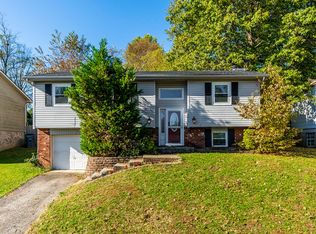 3613 Remora Dr, Lexington, KY 40517