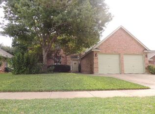 9076 Tyne Trl, Fort Worth, TX 76118