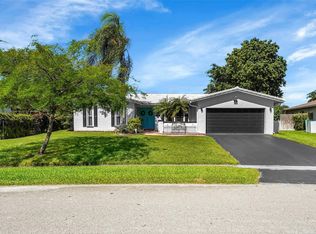 2542 NW 121st Dr, Coral Springs, FL 33065