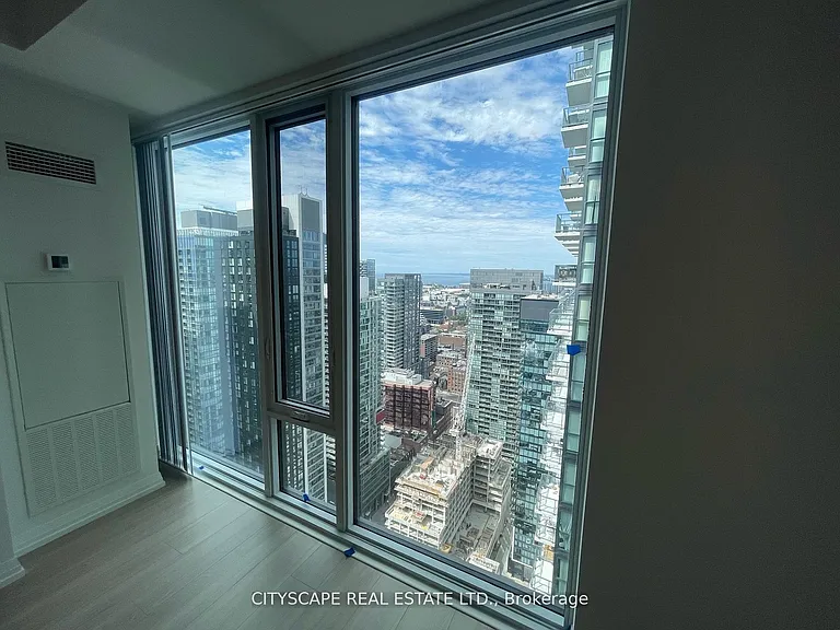 8 Widmer St #4315 — Photo 4