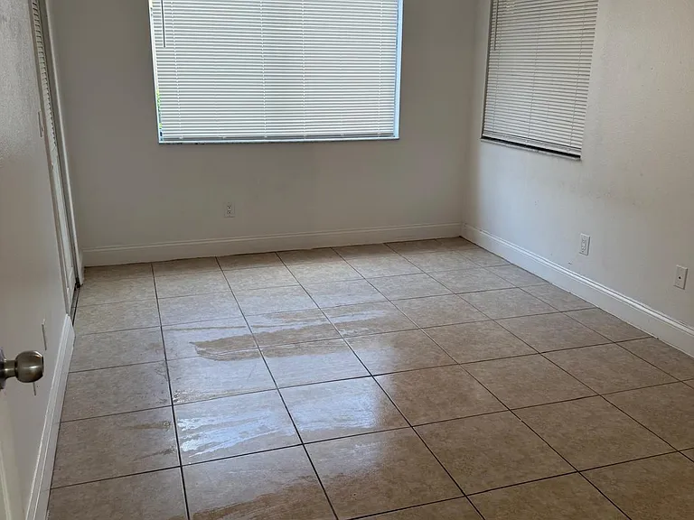 6019 Scotchwood Gln #101 — Photo 7