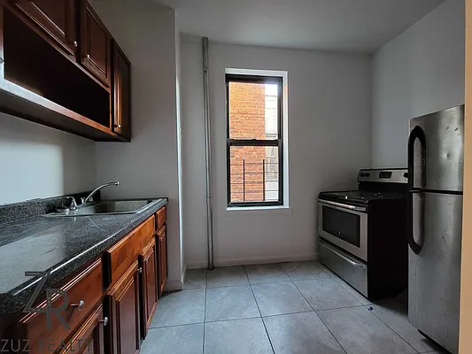 Rented by Zuz Realty | media 1