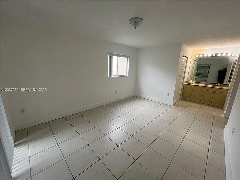 4800 NW 102nd Ave #103-10 — Photo 2