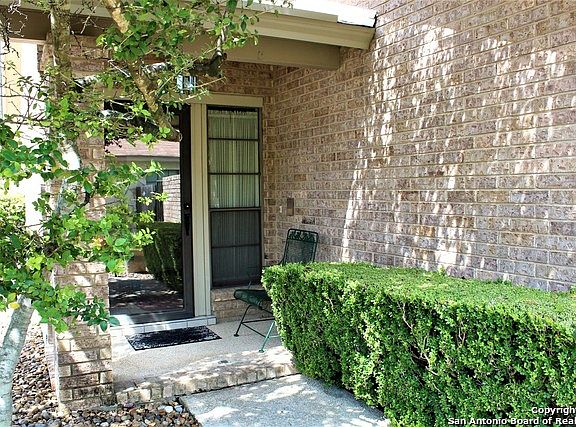 2nd image of 109 Sunrise Canyon Dr