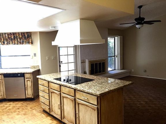 4th image of 1467 W Meseto Ave
