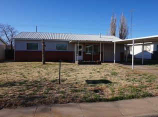 28 Houston Rd, Tulia, TX 79088