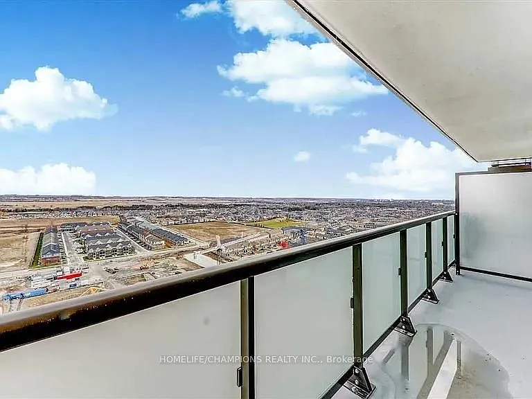 2550 Simcoe St N #2208 — Photo 16