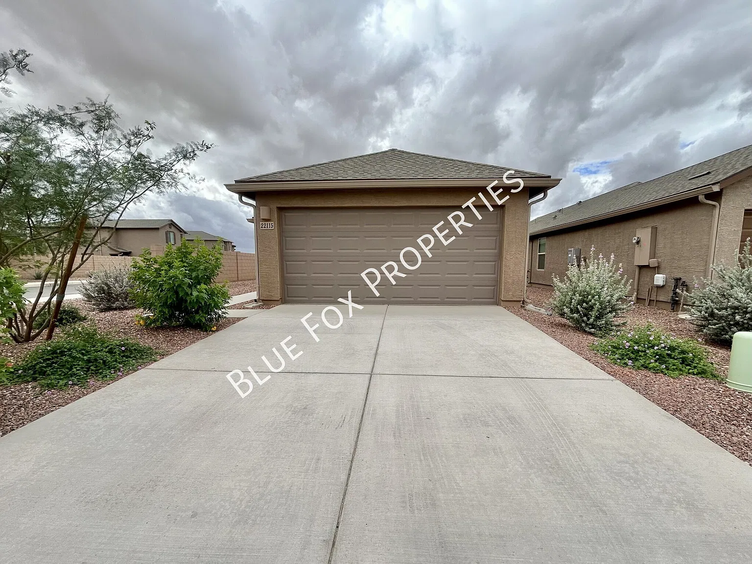 22115 E Arcus Pl — Photo 1
