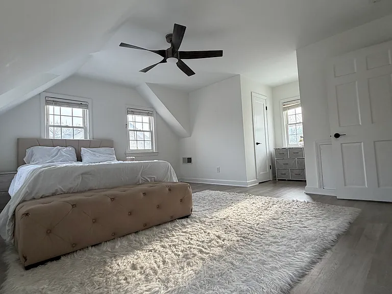 5010 Massachusetts Ave NW — Photo 8
