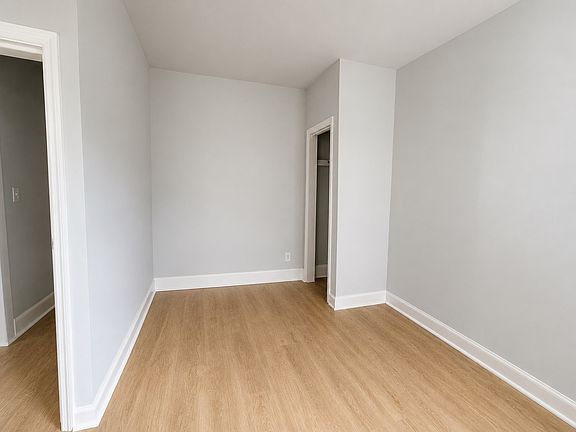 4th image of 716-718 Newark Ave Unit 718-1