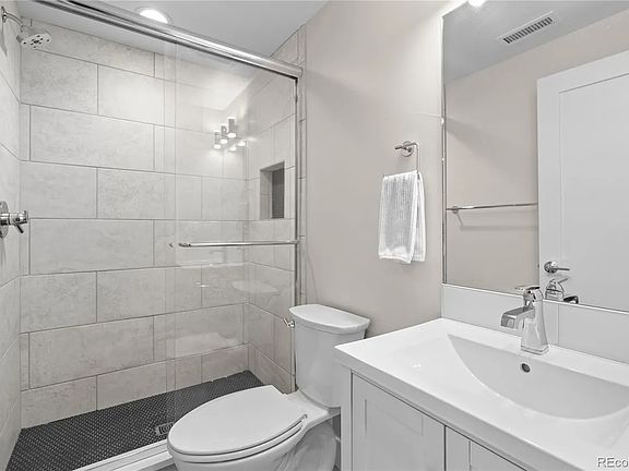 3rd image of 5472 S Nevada St
