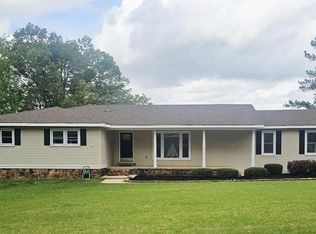 406 Oak Hill Ave, Sheffield, AL 35660
