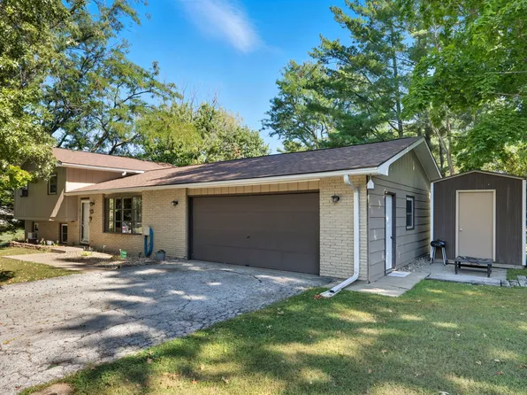 112 Crestview Dr, Hamilton, IL 62341