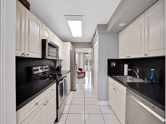 4th image of 7451 NW 16th Street #108