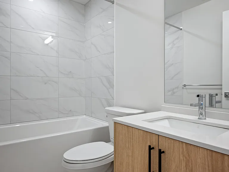 34395 Gladys Ave — Photo 16