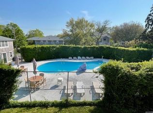 15 Mill St #31F, Edgartown, MA 02539