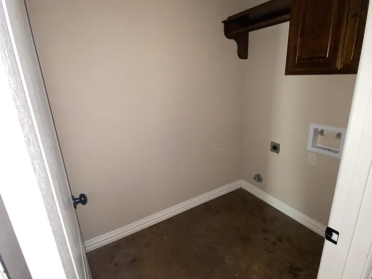 3828 Carrera Ln — Photo 8
