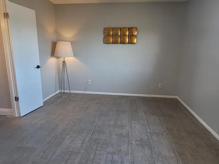 21250 Laguna Rd #5 — Photo 21