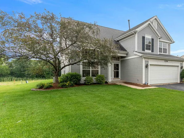 1256 Pennsbury Ln, Aurora, IL 60502